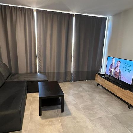 Eliya'S Place Apartment เซซาเรีย ภายนอก รูปภาพ