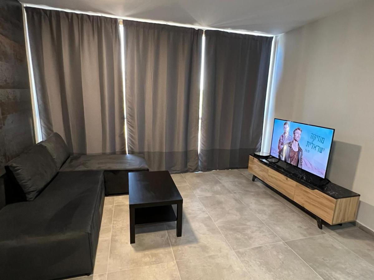 Eliya'S Place Apartment เซซาเรีย ภายนอก รูปภาพ