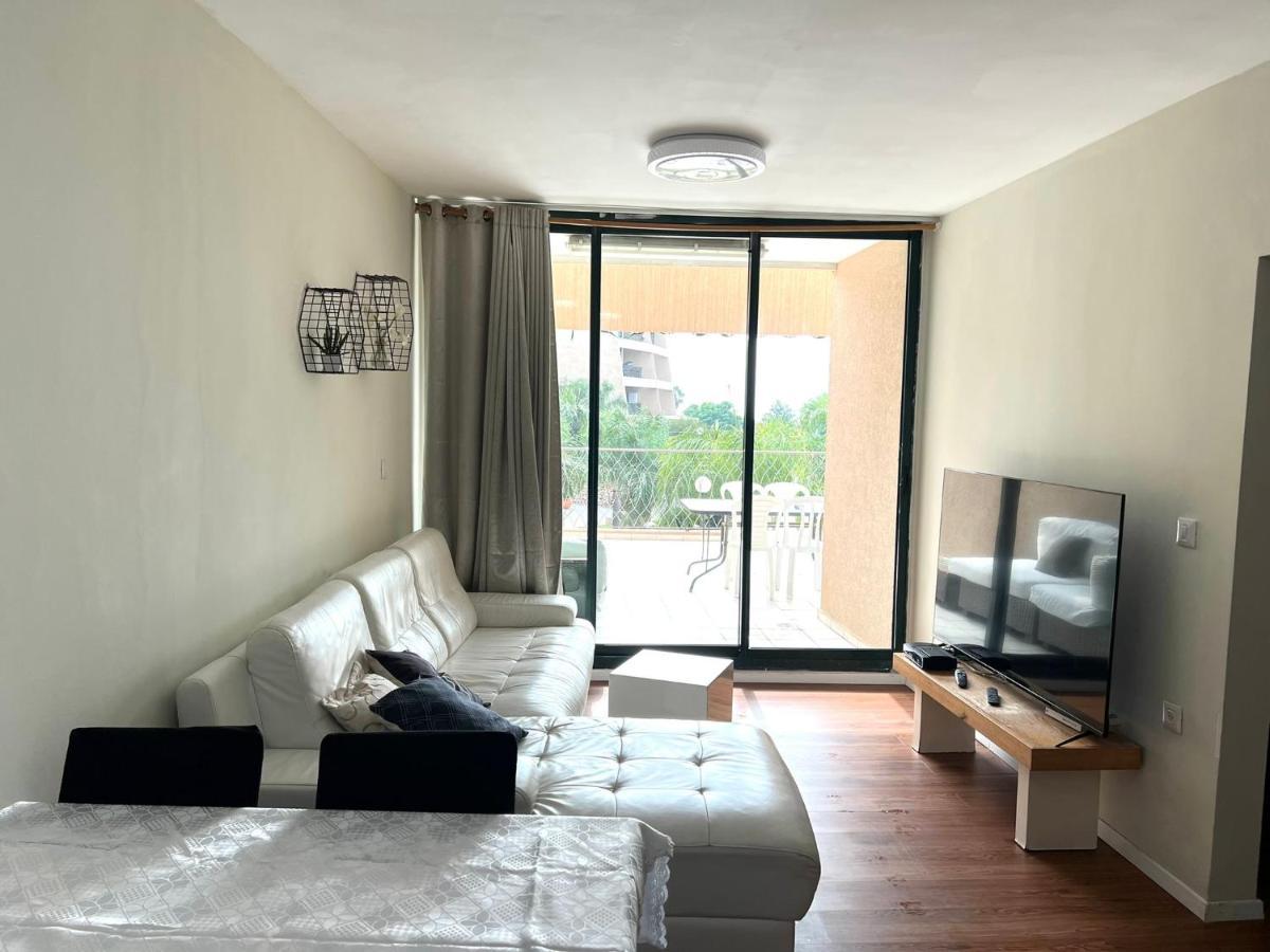 Eliya'S Place Apartment เซซาเรีย ห้อง รูปภาพ